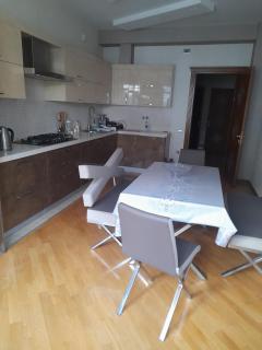 Elegant & Eco-Friendly Luxury Stay - 3