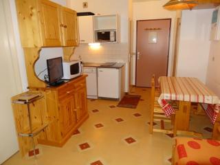 Appartement économique, ski aux pieds, animaux admis, parking, wifi - FR-1-178-85 - Les Menuires - 0