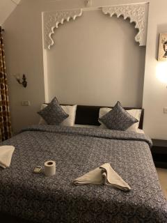 Peacock Guest House - Lake View Hotel In Udaipur - Udaipur - 2