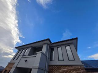 12 En-suite Bedrooms in Cardigan - 15km from Ballarat Central along Avenue of Honour - 9