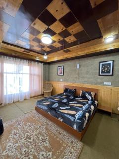 Milarepa home stay - 8