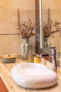 RentitSpain Grand Luxury Villa Piscina & Jacuzzi Granada - Albolote - 4