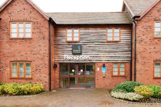 Meadow Farm Redditch by Marstons Inns - Redditch - 0
