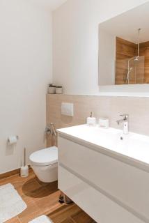 Contemporary One Bedroom Apartment - Lustica Centrale - 6
