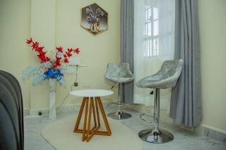 Dazzling executive one bedroom with free WIFI, Netflix and private balcony - Nanyuki - 8