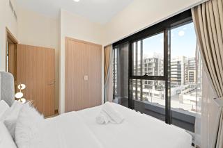 Modern 1BR with Boulevard View l 10mn to Downtown - Dubai - 2