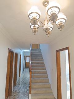 Spacious Queen Room with Private Balcony - M5 - Merrylands - 5