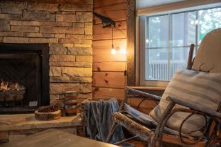 Olivers Hideaway on Fightingtown Creek - Cherry Log - 6