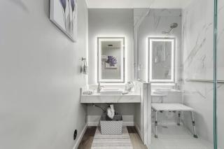 Stylish and Prestigious - 2 Bed, 2 Bath On The Avenue - Fountain Hills - 7
