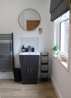 Aqua nest Eastbourne - En-suite, Free parking, Kitchen - Eastbourne - 4