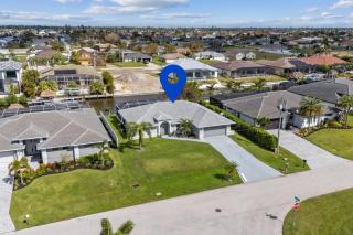 Paradise awaits at Cape Escape! - Cape Coral - 1