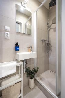 Prague Days - Cozy Studio - Netflix - Hip Karlín - Praga - 2