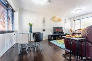 Leaside House by Grandeur Property - Southampton - 3