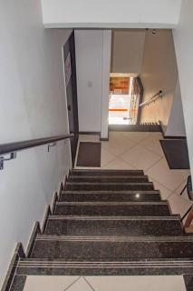 Apto quarto e sala com ar centro 800m da praia - Cabo Frío - 4