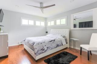 Relaxation Retreat Home with Hot Tub Gym & Sauna - 1