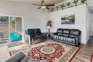 5 BR Home with Fireplace, Grill and Mountain Views - 4