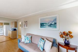 Sakina’s Paradise Three - Newport - 2