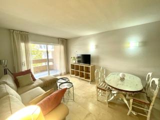 Marbella Centro amplio Apartamento con parking gratis y terraza - Magnolia Properties - 6