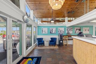 Sandpiper Beacon Beach Resort - 5