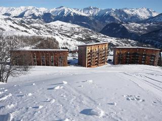 Duplex rénové, 8/10 pers, skis aux pieds, balcon sud, calme, piscine chauffée - FR-1-267-180 - Le Corbier - 1