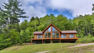 Stunning Home with Hot Tub Fire Pit & Amazing Views - 9