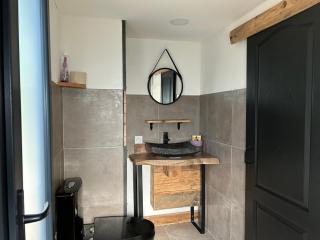 MAZET de GILLOU Coliving Room - 4