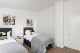 Garden Escape Spacious 2 Bed with Parking - Shephall - 7