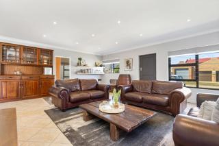8 on Nivenia by Host Agents - Bettyʼs Bay - 3