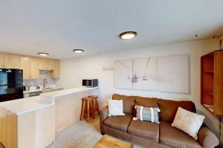 Slope-Walk Condo - Sandpoint - 7