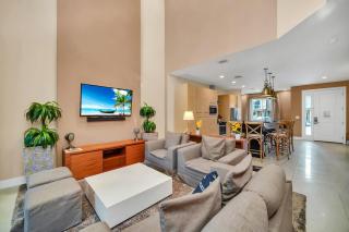 4BD Luxury All suites with BBQ 5 min from Disney - Orlando - 4