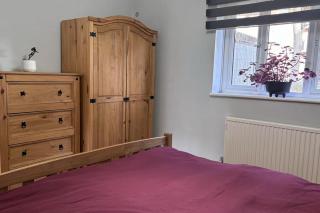 1 bed, Ground Floor Flat with Small Patio - Raynes Park - 4