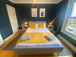 Fabulous cottage in the heart of the New Forest - Great for families and groups, sleeps 9 - 0