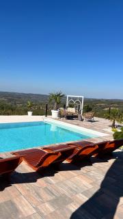 Hill Luxury House - - 9