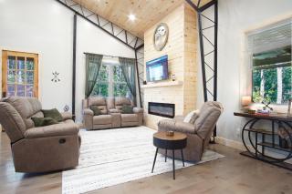 Barndominium With Hot tub and Deck - Franklin - 7