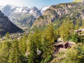 Parcheggio-Camino-8pax - Chalet immerso nella Natura - 6