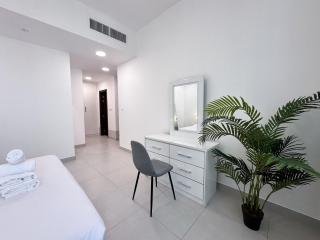 Luxurious 2BR in Vezul Residence, Business Bay - 13AB01 - Dubai - 8