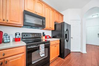 Cozy 3BR Apartment Near Disney - Orlando - 1