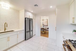 Tulsa Retreat with Backyard Oasis and Putting Green! - Tulsa - 2