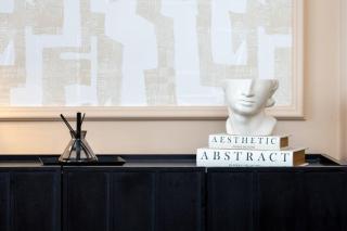 Boutique West-End Living with Bicocca Stays - 2