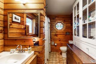 Seneca Lake Log Cabin - Dundee - 7