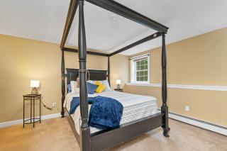 White Mountain Retreat with Theater, Fire Pit, Game Room and River Access - 1