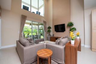 Luxury 4BD All suites with BBQ minutes from Disney - 0