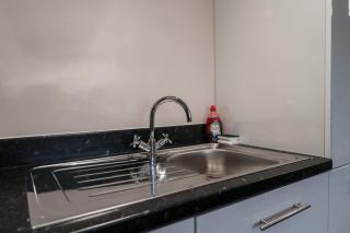 Apartment With Free Parking by City SuperHost - Manchester - 1