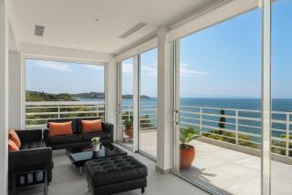 Spectacular Sea Views, 2Bd Beachfront - 6