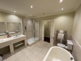 The Commercial Bar & Hotel - 2