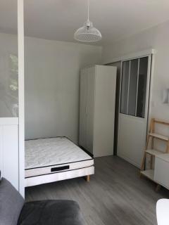 Appartement avec balcon, proche CHU, château, Tramway - Angers - 1