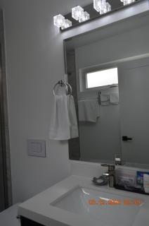 Dimond Abode Vacation Rental, Oakland California Dimond District - 4