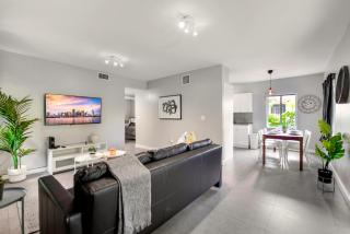 Spacious East Miami Duplex Delightful - Miami - 0