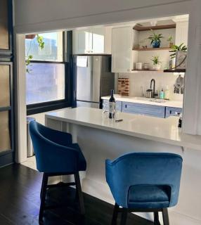 Luxe Suite Convention Center Partial Ocean View with Free Parking - 9