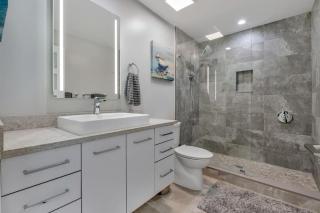 Intercostal Front Singer Island Pool Home - West Palm Beach - 9
